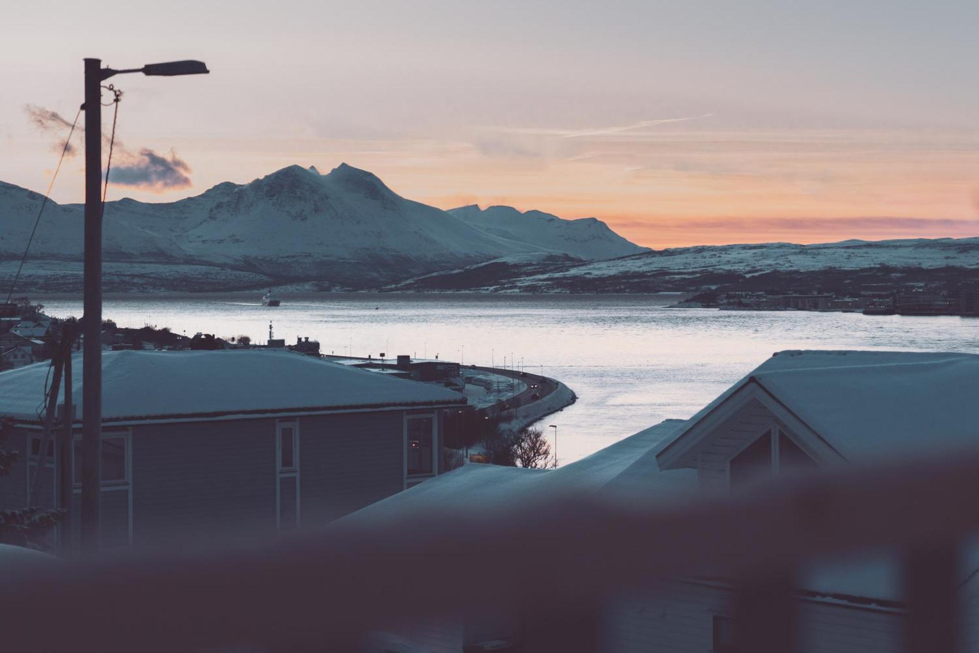 Villa Havblikk Tromso Exterior photo